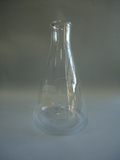 Matràs Erlenmeyer Simax  500 ml.